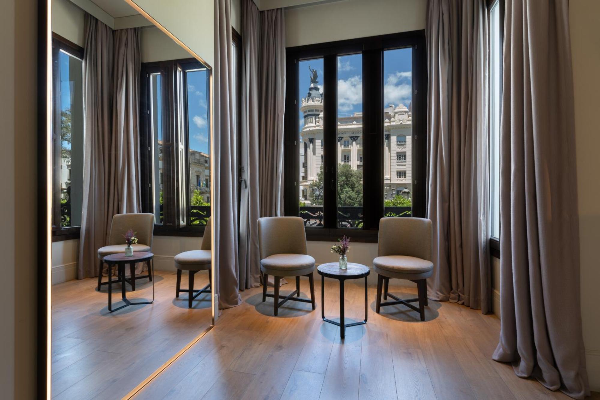 H10 Palacio Colomera Kordoba Bagian luar foto