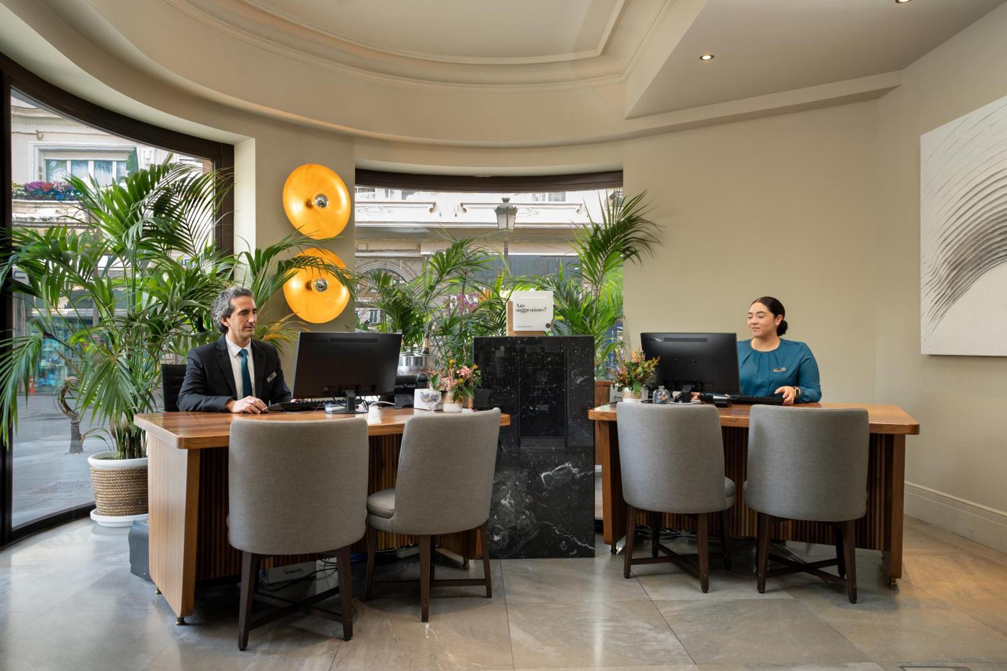 H10 Palacio Colomera Kordoba Bagian luar foto